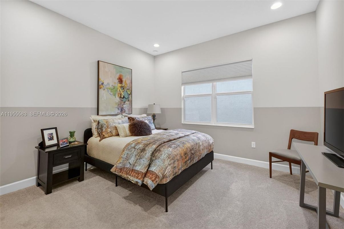 Bedroom, Interior, Recessed Lighting
