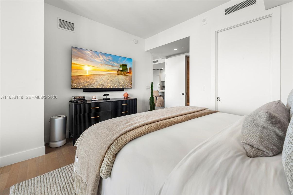 Bedroom, Interior, Recessed Lighting, Wood Texture Flooring