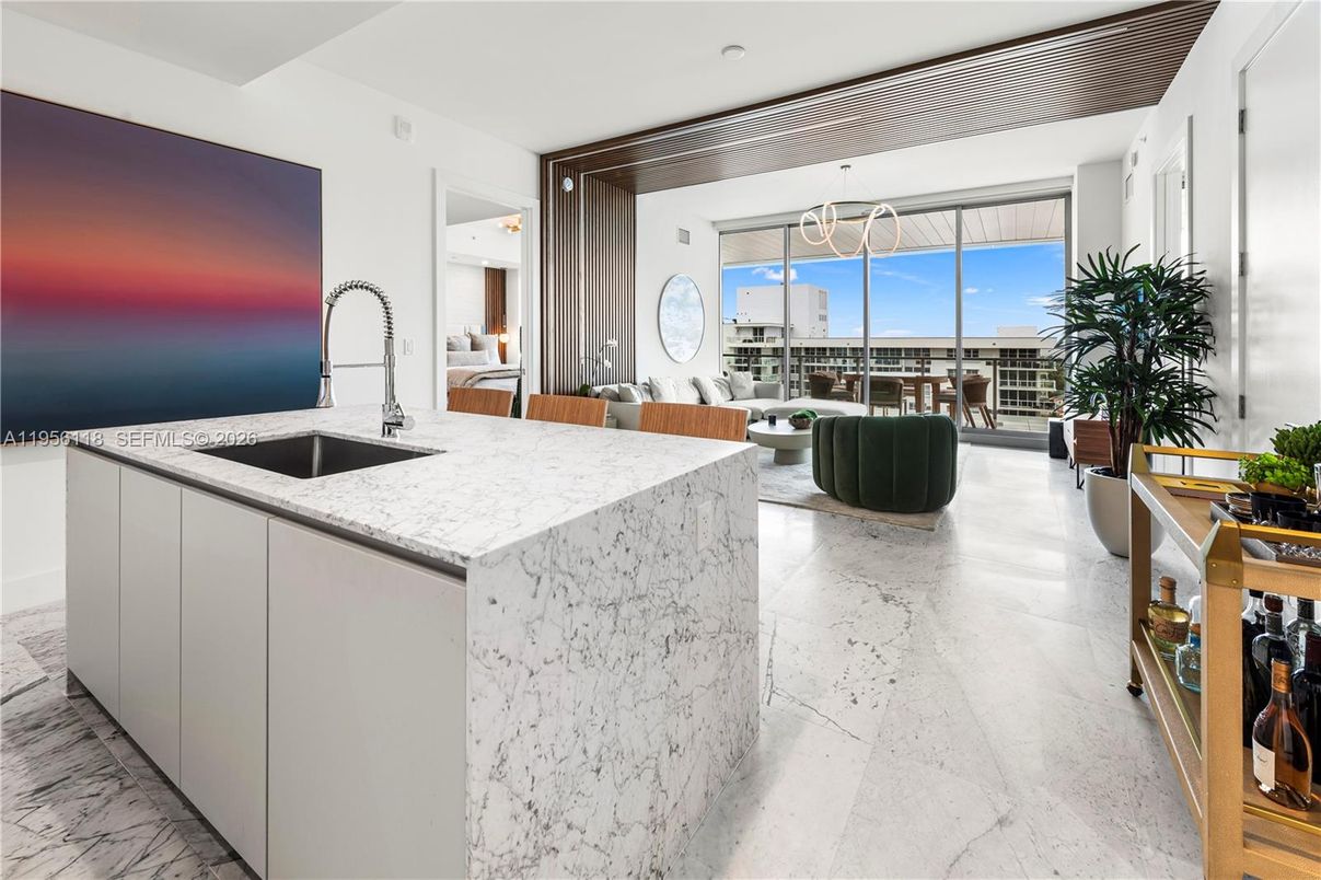 Interior, Kitchen, Living room, Marble, Pendant Lights, Water