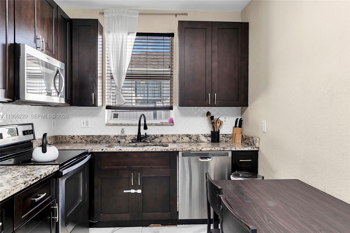 Interior, Kitchen, Stainless Steel Appliances
