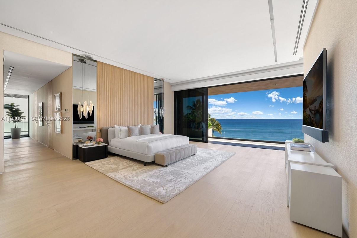Interior, Pendant Lights, Water, Wood Texture Flooring