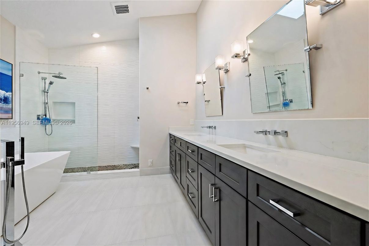 Bathroom, Dual Sink Vanities, Free Standing Baths, Glass Shower, Interior, Recessed Lighting