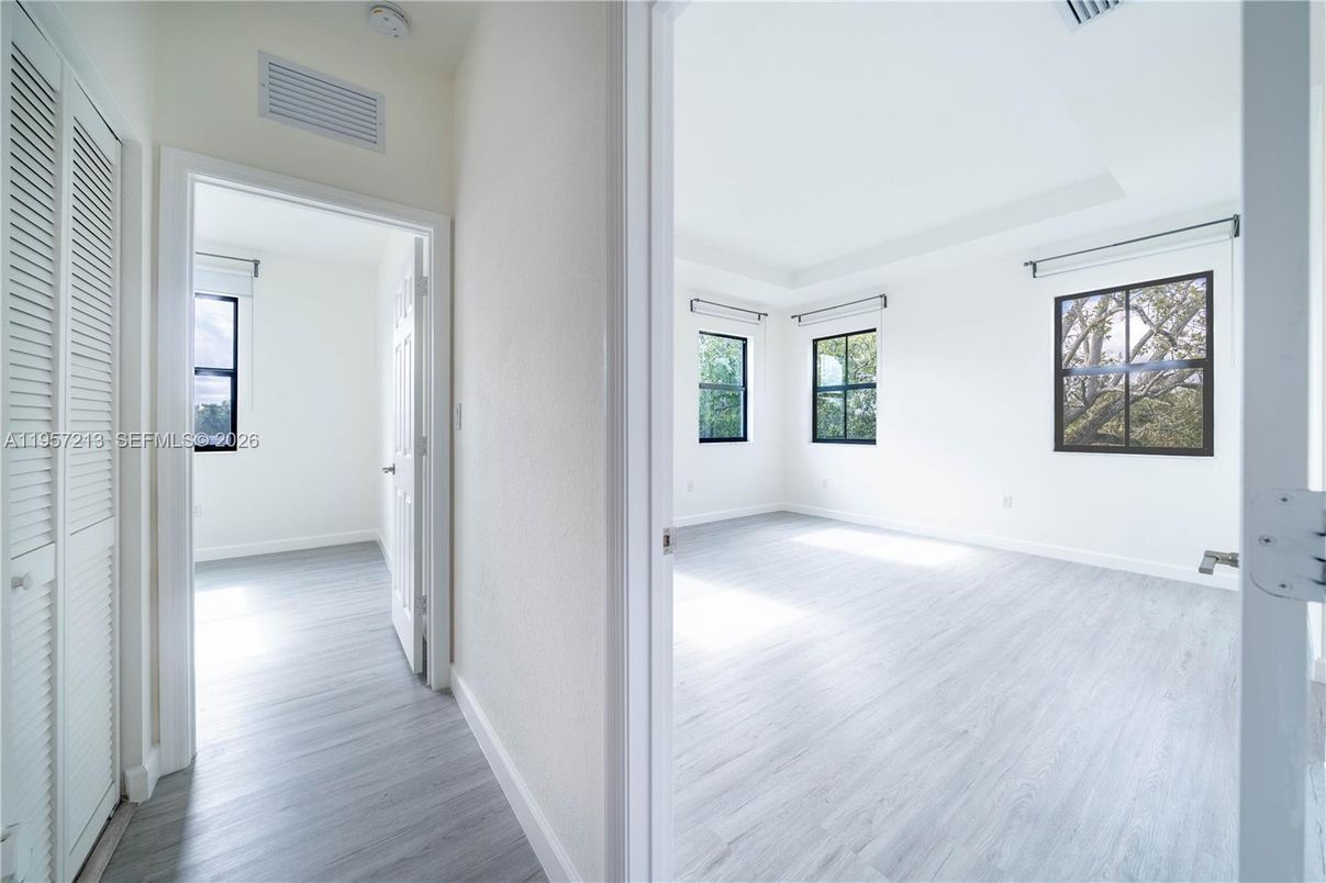 Empty room, Interior, Wood Texture Flooring