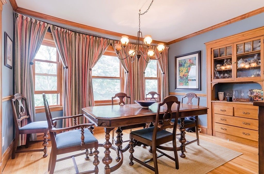 Chandelier, Dining room, Interior, Wood Texture Flooring