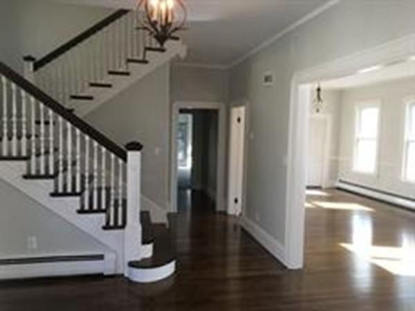 Interior, Pendant Lights, Wood Texture Flooring