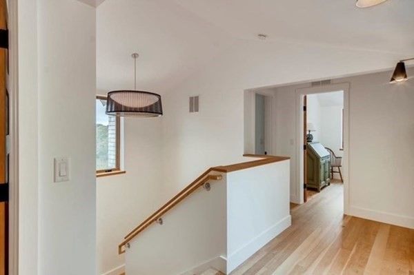 Interior, Pendant Lights, Wood Texture Flooring