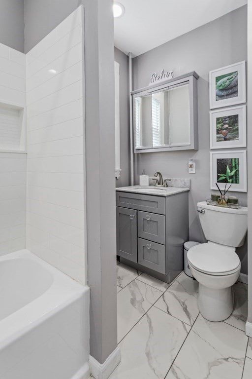 Bathroom, Dual Sink Vanities, Interior, Marble, Recessed Lighting