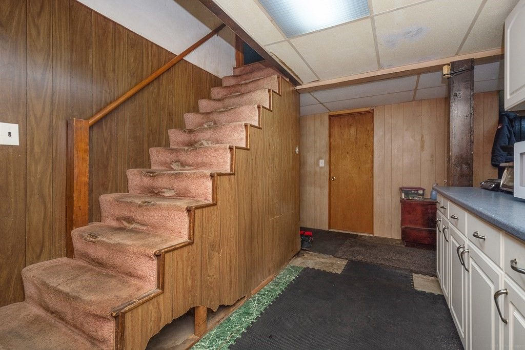 Interior, Wooden Walls