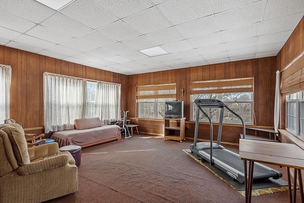 Fitness Equipment, Interior, Wooden Walls