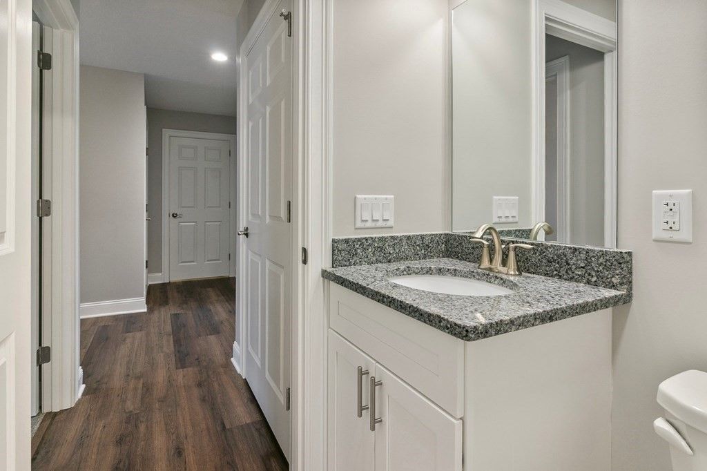 Bathroom, Interior, Recessed Lighting, Wood Texture Flooring
