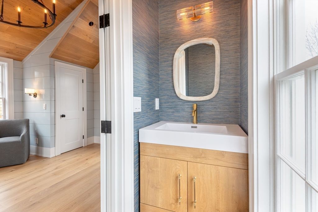 Bathroom, Interior, Wood Texture Flooring