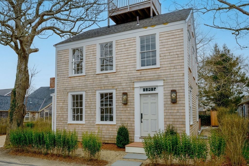 Exterior, Facade, Georgian