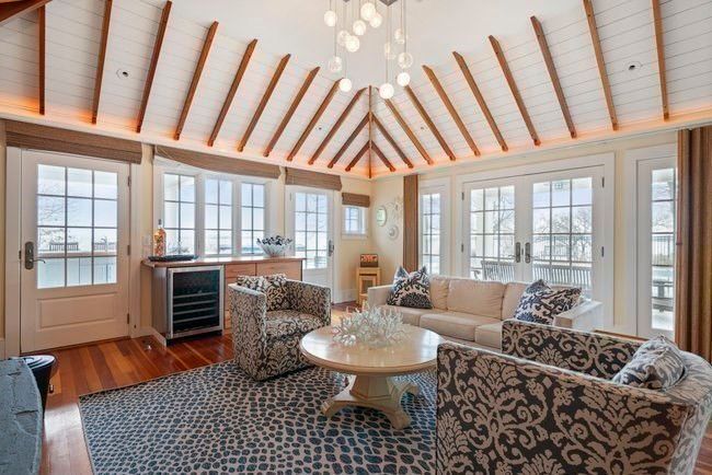 Interior, Living room, Pendant Lights, Recessed Lighting, Wooden Beams, Wood Texture Flooring