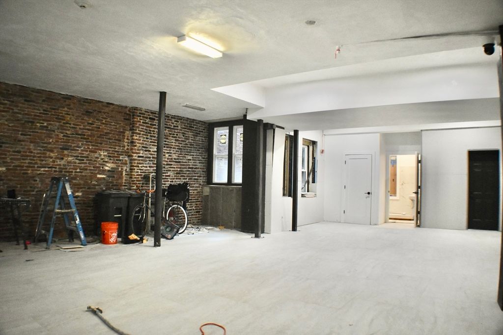 Empty room, Fitness Equipment, Interior, Stone Walls
