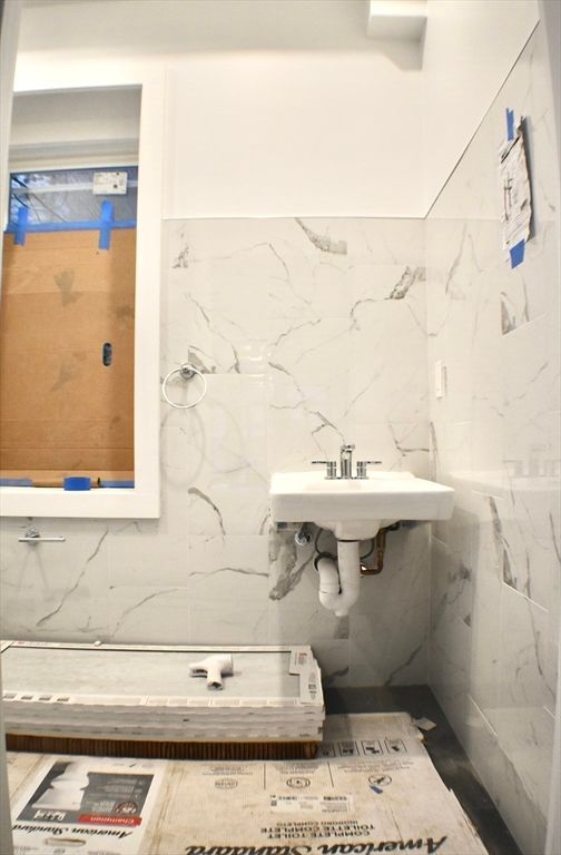Bathroom, Interior, Marble Walls