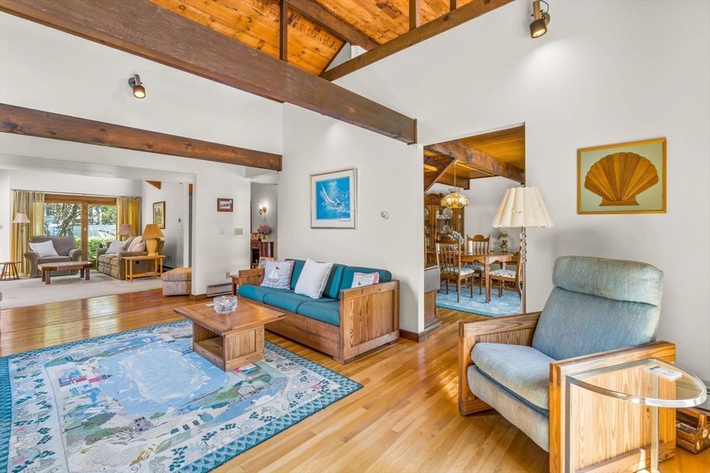 Dining room, Interior, Living room, Wooden Beams, Wooden Ceilings, Wood Texture Flooring