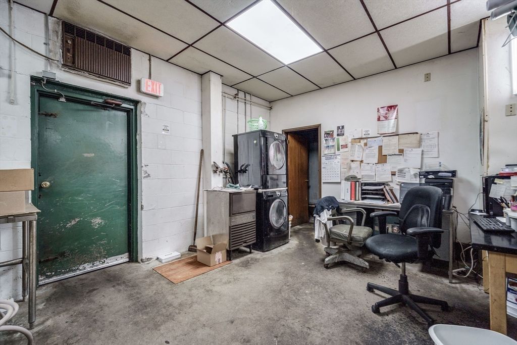 Home Office, Interior, Washer