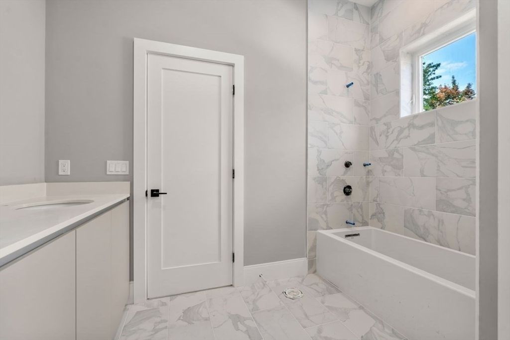 Bathroom, Interior, Marble, Marble Walls