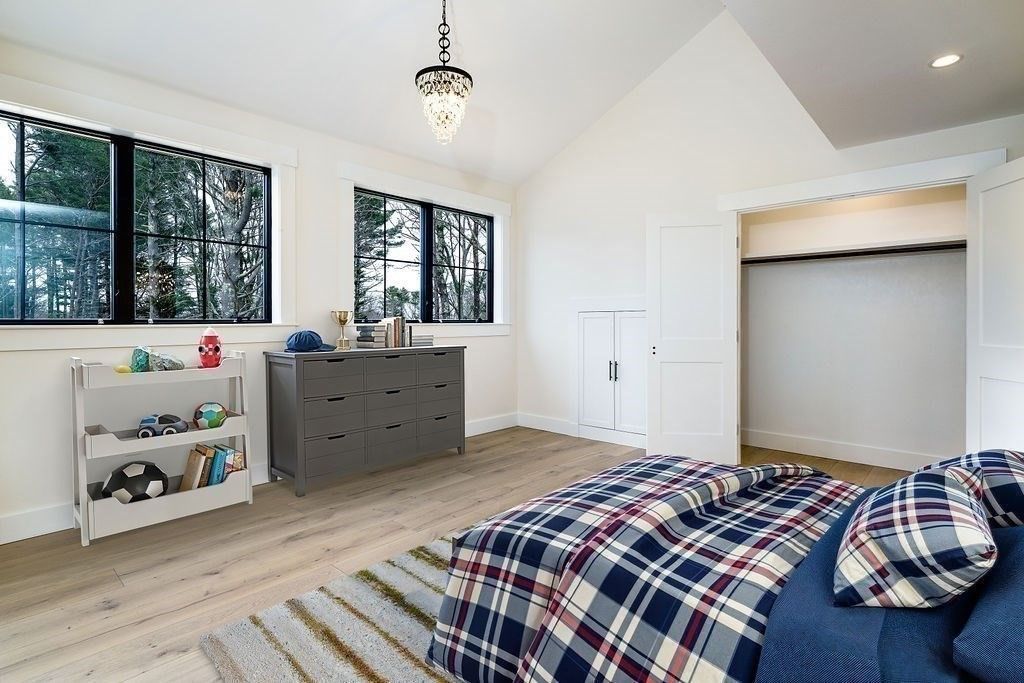 Bedroom, Interior, Pendant Lights, Recessed Lighting, Wood Texture Flooring