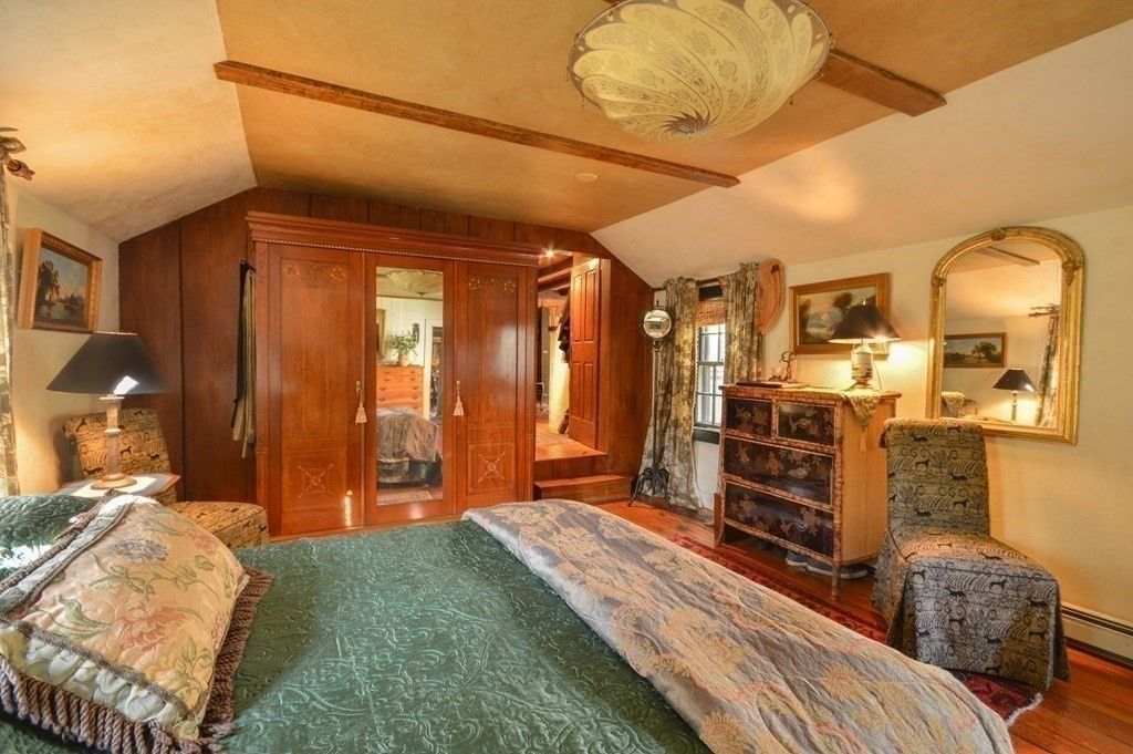 Bedroom, Interior, Wood Texture Flooring, Wooden Walls