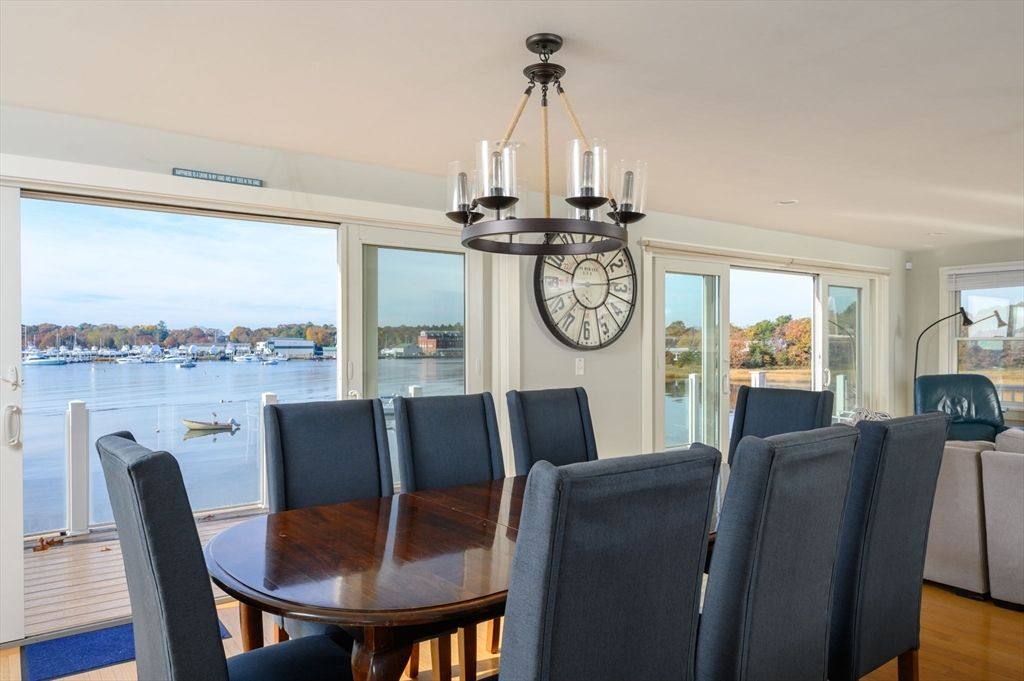 Dining room, Interior, Pendant Lights, Water, Wood Texture Flooring
