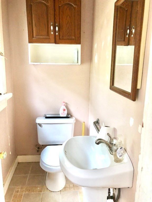 Bathroom, Interior