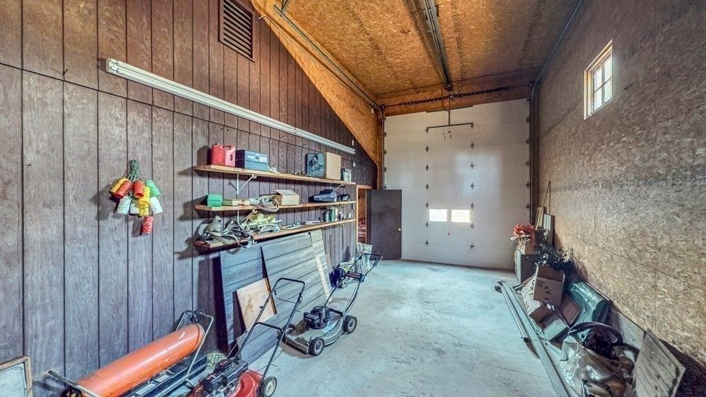Interior, Wooden Beams