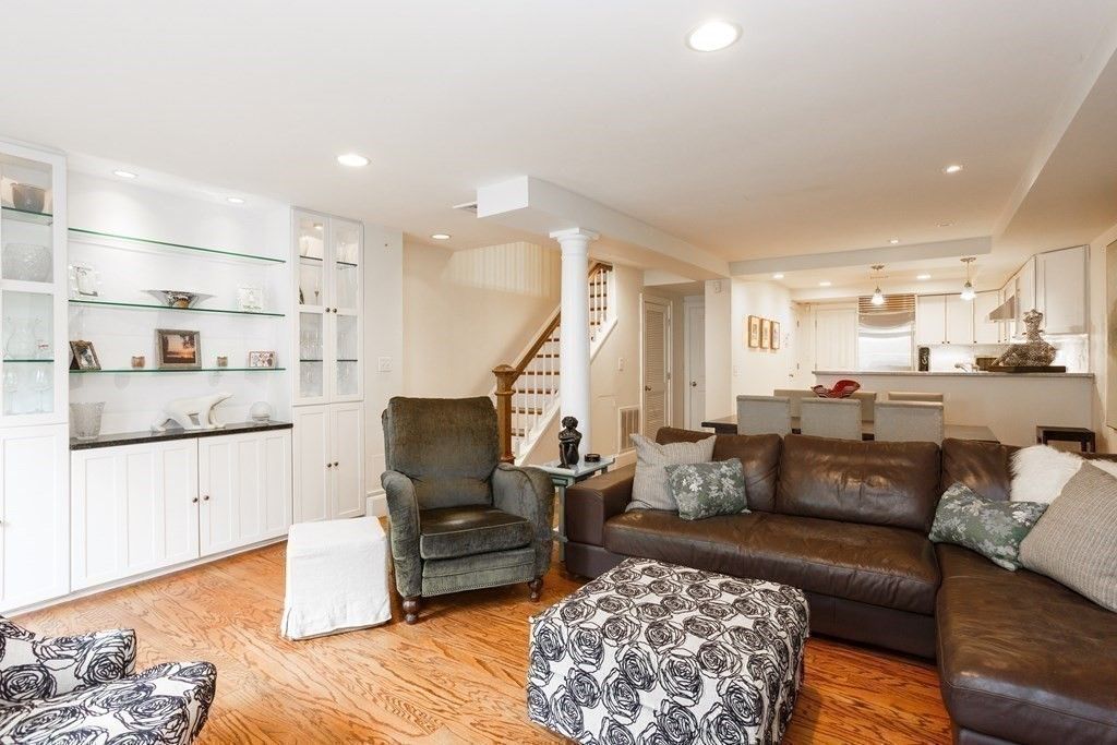 Dining room, Interior, Kitchen, Living room, Pendant Lights, Recessed Lighting, Wood Texture Flooring