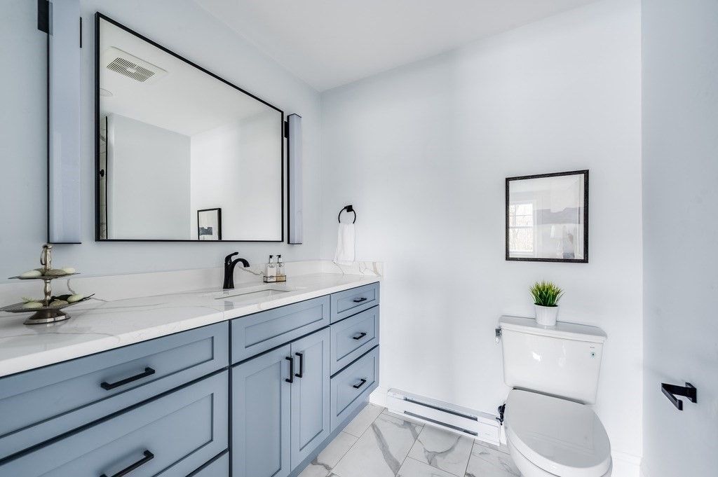 Bathroom, Dual Sink Vanities, Interior, Marble
