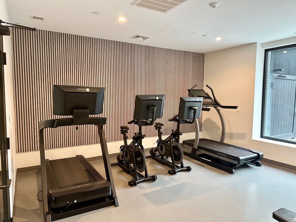 Fitness Equipment, Interior, Recessed Lighting