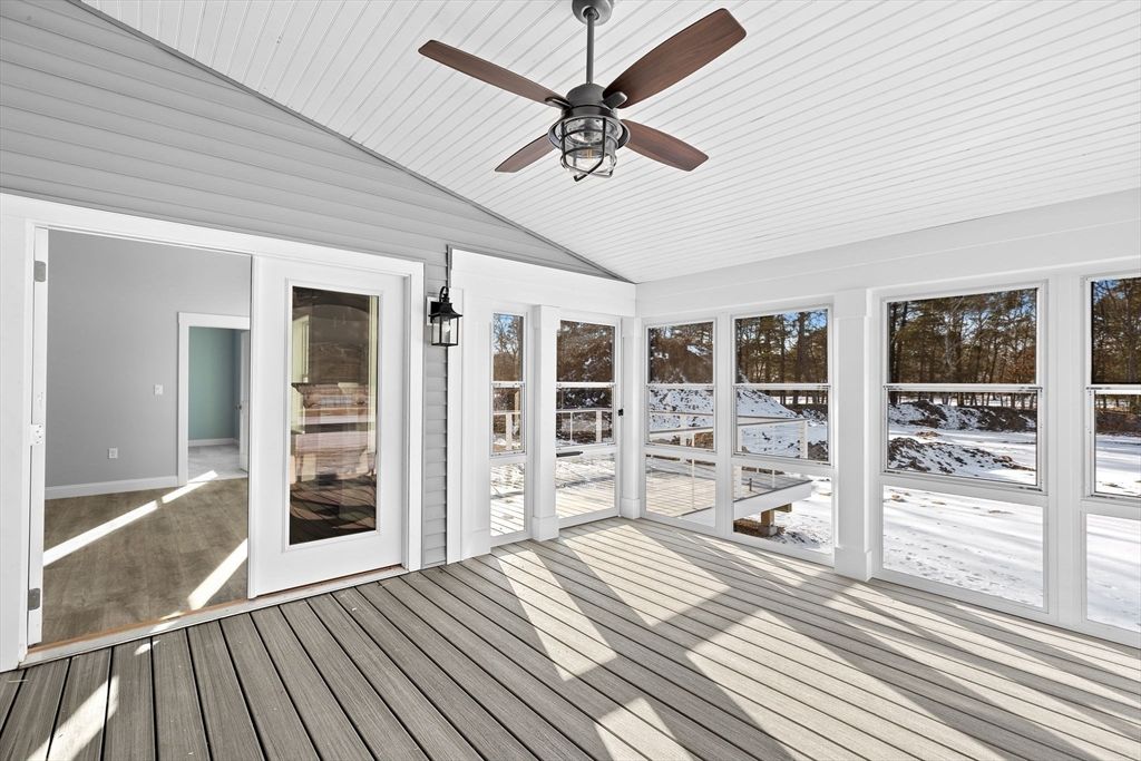 Interior, Sun Room, Wood Texture Flooring