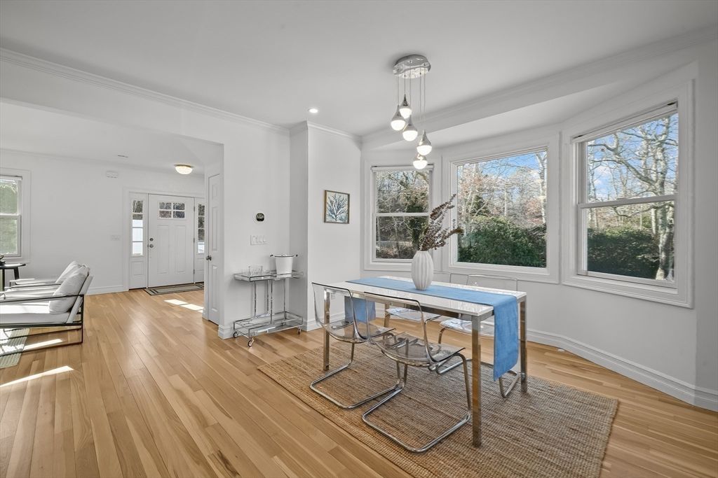Home Office, Interior, Pendant Lights, Recessed Lighting, Wood Texture Flooring