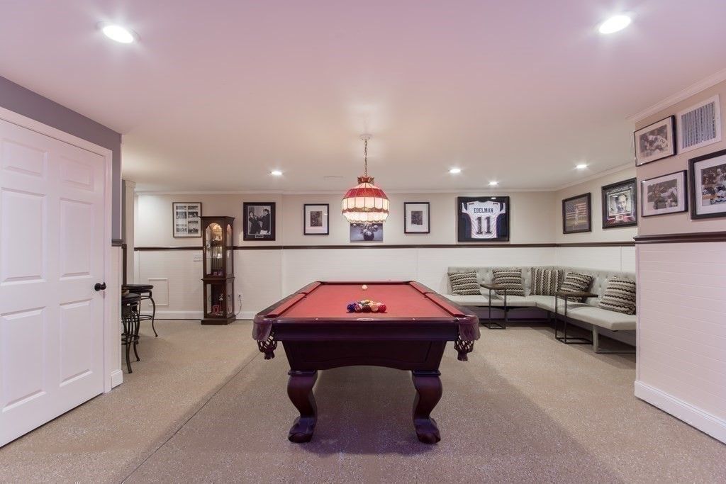 Billiard Table, Game Room, Interior, Pendant Lights, Recessed Lighting