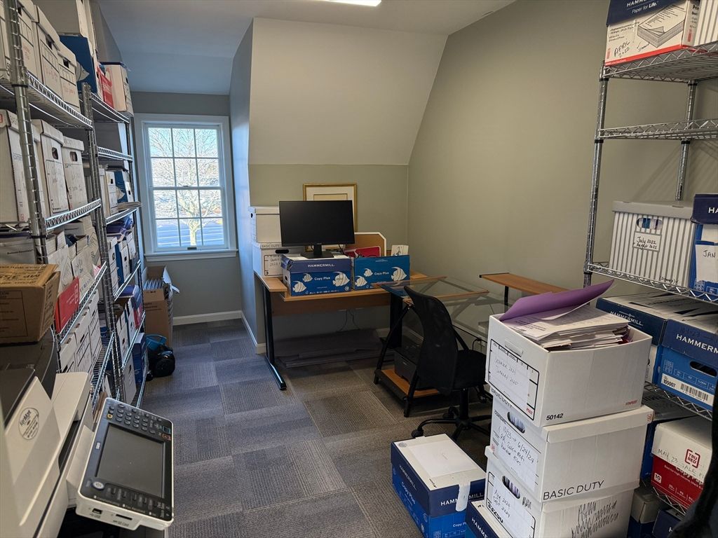 Home Office, Interior