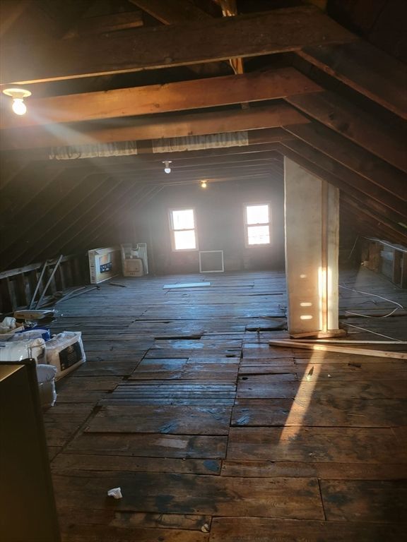 Empty room, Interior, Wooden Beams, Wood Texture Flooring