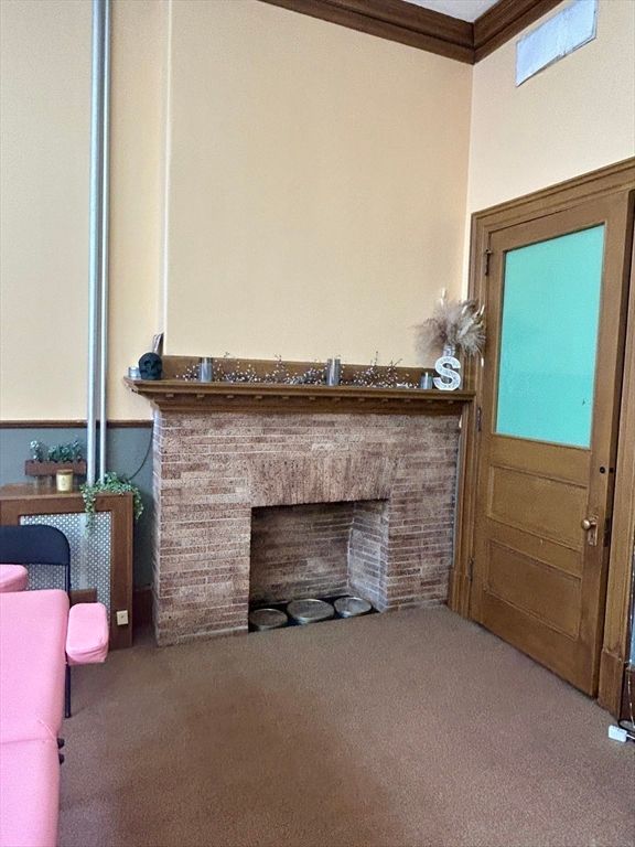 Fireplace, Interior