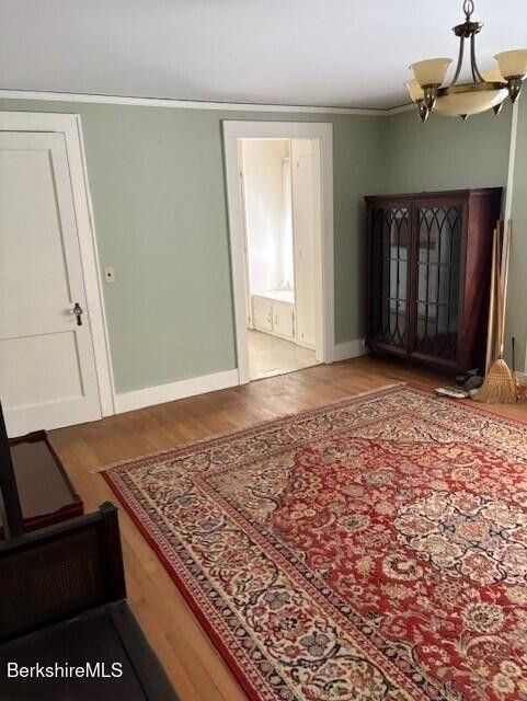 Chandelier, Empty room, Interior, Wood Texture Flooring