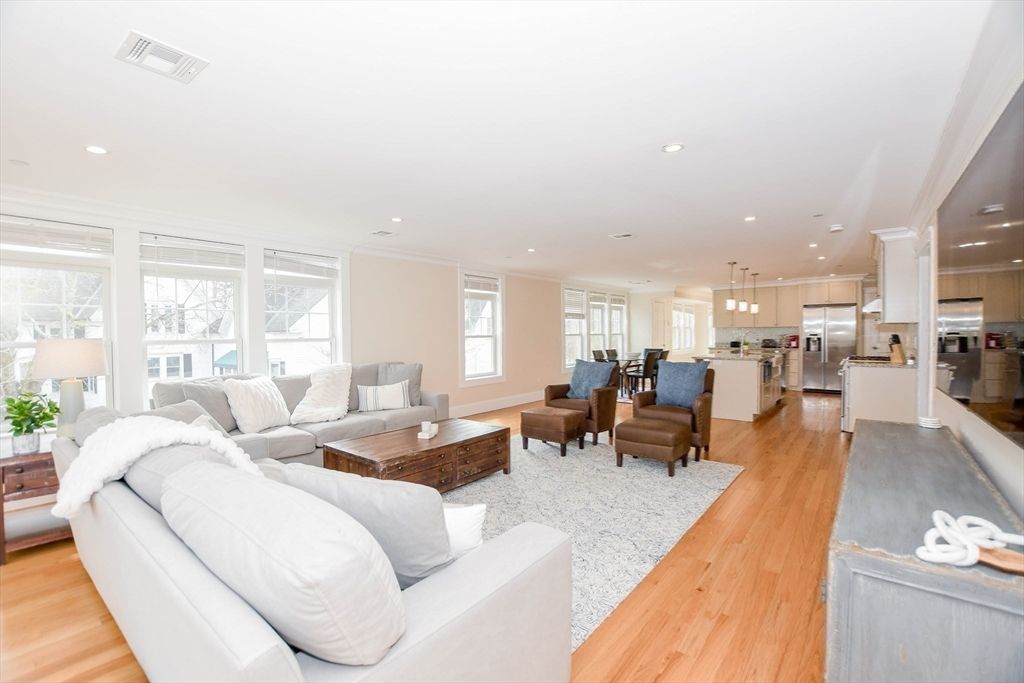 Interior, Kitchen, Living room, Pendant Lights, Recessed Lighting, Stainless Steel Appliances, Wood Texture Flooring