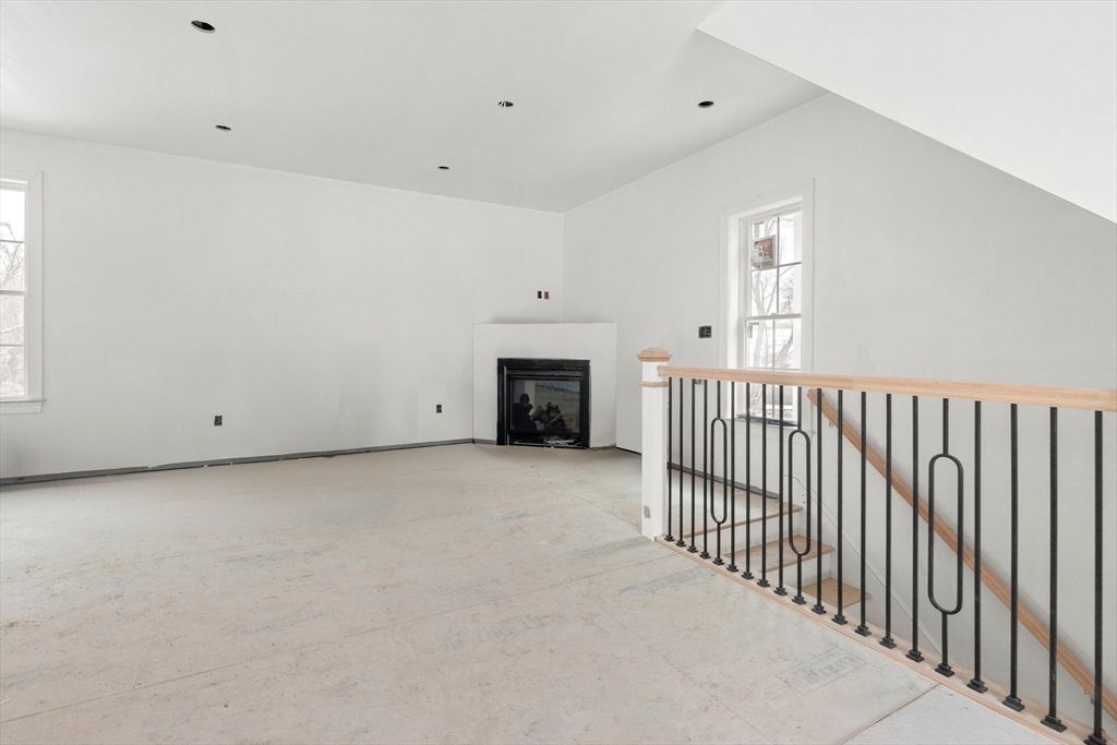 Fireplace, Interior, Recessed Lighting