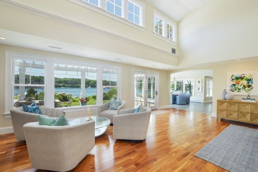 Interior, Living room, Recessed Lighting, Water, Wood Texture Flooring