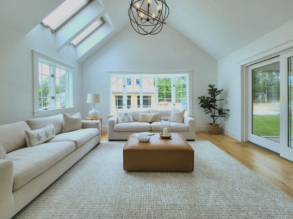 Chandelier, Interior, Living room, Wood Texture Flooring