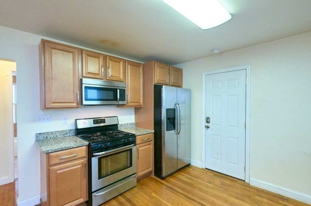 Interior, Kitchen, Stainless Steel Appliances, Wood Texture Flooring