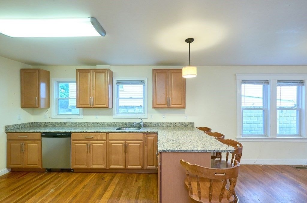 Interior, Kitchen, Pendant Lights, Wood Texture Flooring