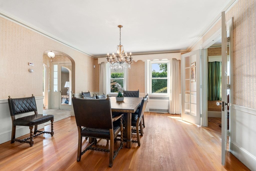 Chandelier, Dining room, Interior, Wood Texture Flooring
