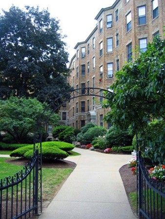 Backyard, Exterior, Facade, Brick Facade, Rowhouse