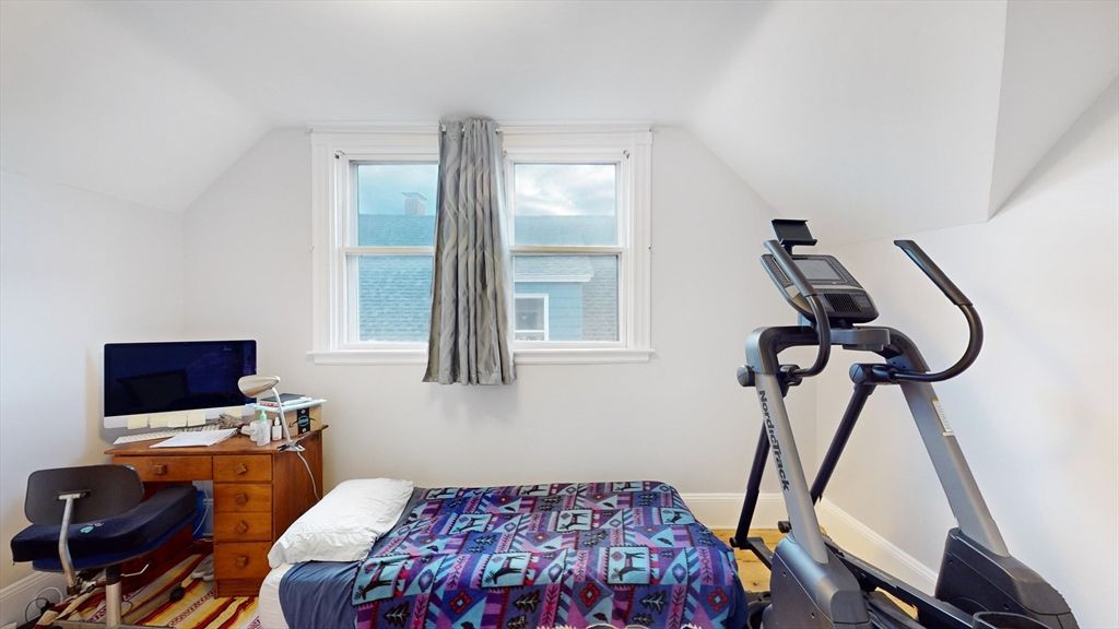 Bedroom, Fitness Equipment, Home Office, Interior, Water