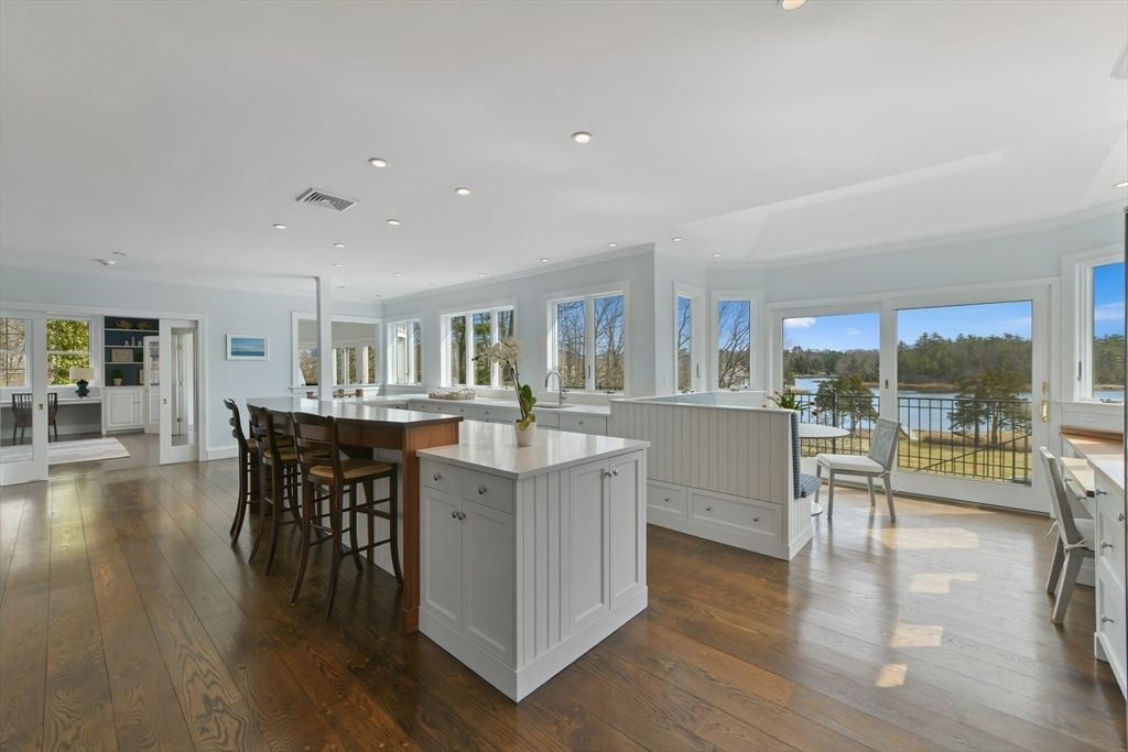 Dining room, Interior, Kitchen, Recessed Lighting, Water, Wood Texture Flooring