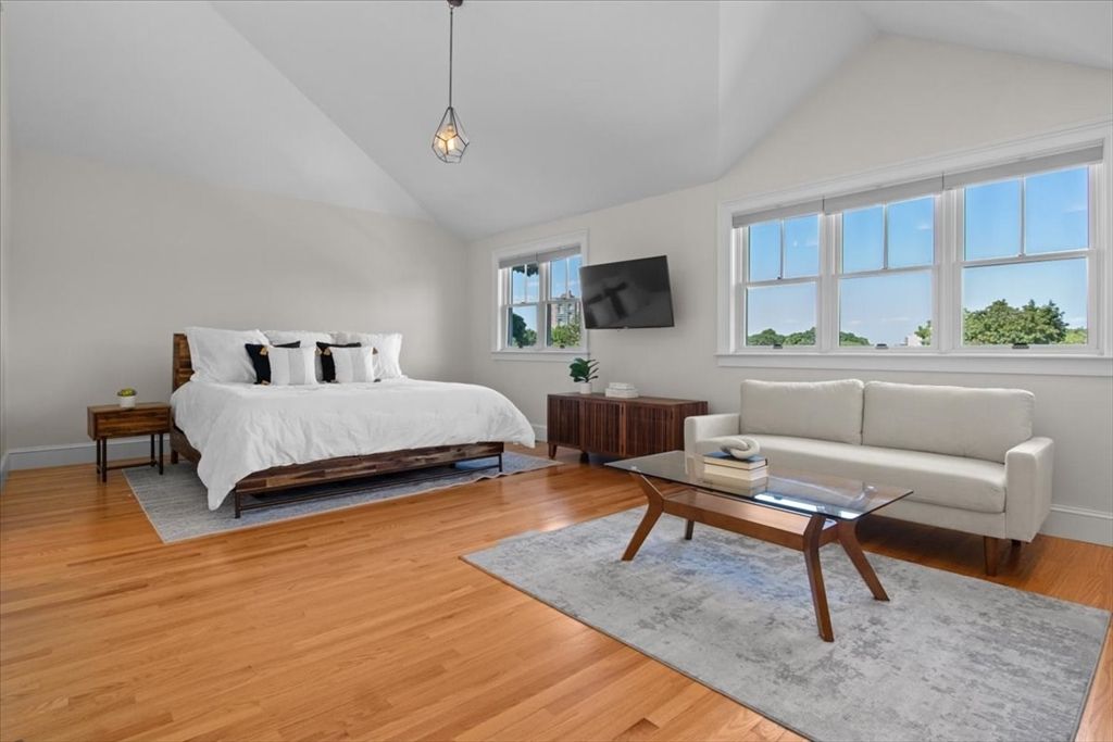 Bedroom, Interior, Pendant Lights, Wood Texture Flooring