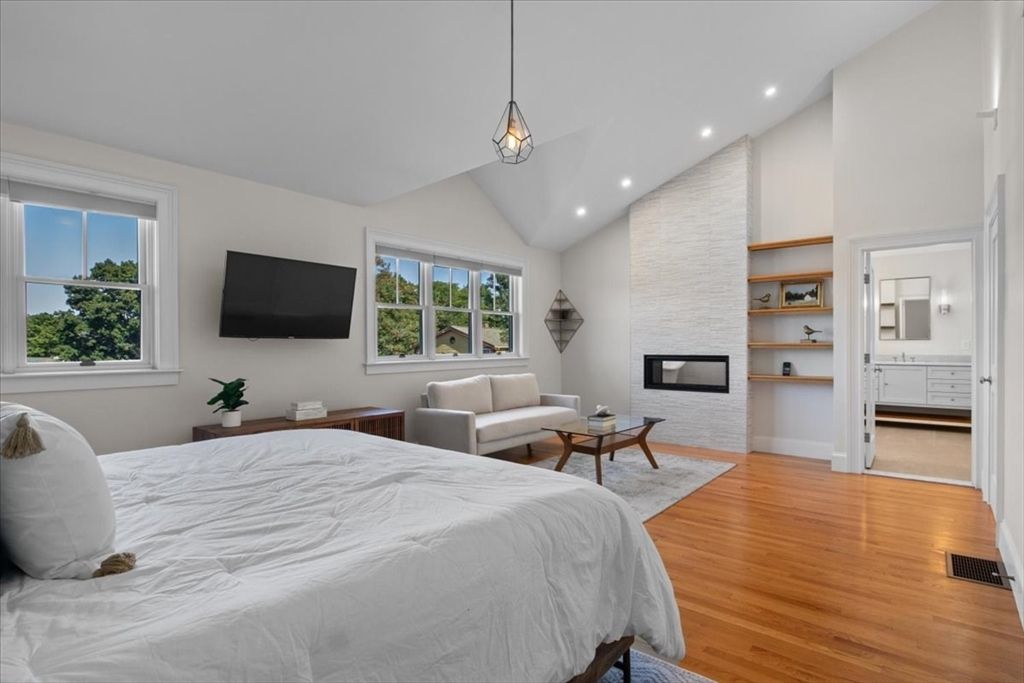 Bedroom, Fireplace, Interior, Pendant Lights, Recessed Lighting, Wood Texture Flooring