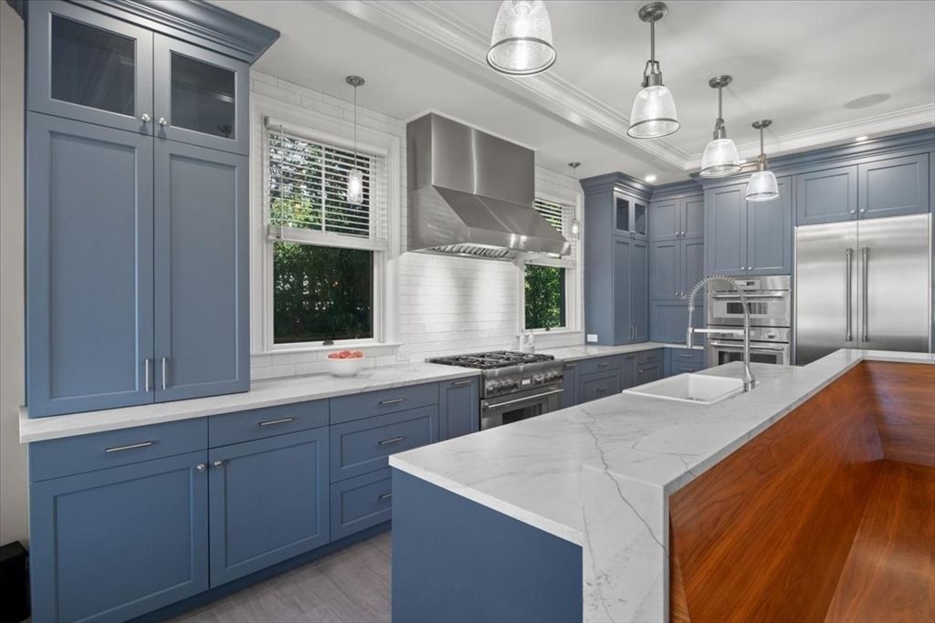 Interior, Kitchen, Pendant Lights, Stainless Steel Appliances, Wood Texture Flooring